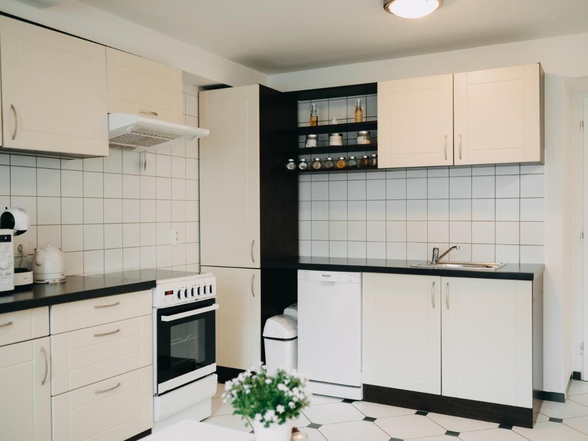 Vila Na Landeku Ostrava Buitenkant foto
